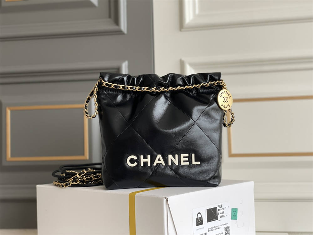 Chanel 22 bag mini 20x19x6cm 2025 new 